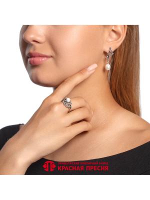 Кольцо бижутерия, покрытие - серебрение с оксидированием, вставка - имитация жемчуга