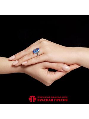 Кольцо серебро 925 пробы, покрытие - родирование, вставка - искусственный топаз голубой