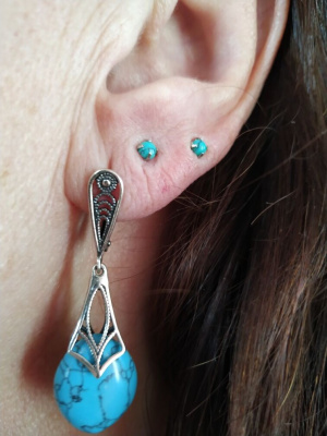 Серьги серебро 925 пробы, покрытие - оксидирование, вставка - искусственная бирюза