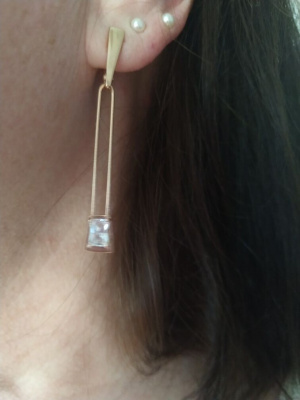 Серьги бижутерия, покрытие - золочение, вставка - фианит (недрагоценный камень)