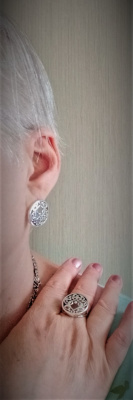 Серьги бижутерия, покрытие - серебрение с оксидированием, без вставок