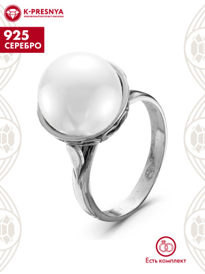 Кольцо серебро 925 пробы, покрытие - оксидирование, вставка - имитация жемчуга