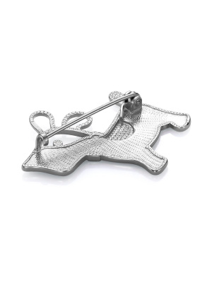 Брошь бижутерия, покрытие - платинирование, отделка - эмаль, вставка - стекло ювелирное preciosa