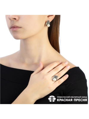 Серьги серебро 925 пробы, покрытие - оксидирование, вставка - культивированный жемчуг