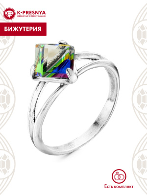 Кольцо бижутерия, покрытие - серебрение, вставка - ювелирное стекло европейской огранки Кольцо бижутерия, покрытие - серебрение, вставка - ювелирное стекло европейской огранки