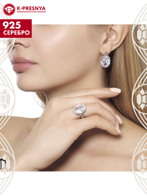 Кольцо серебро 925 пробы, покрытие - оксидирование, вставка - фианит (недрагоценный камень)