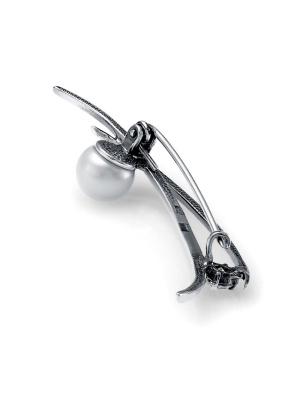 Брошь серебро 925 пробы, покрытие - оксидирование, вставка - культивированный жемчуг, фианит (недрагоценный камень)