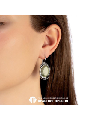 Серьги серебро 925 пробы, покрытие - оксидирование, вставка - везувиан