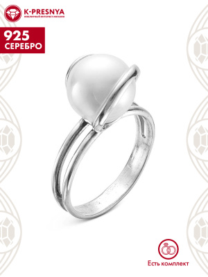 Кольцо серебро 925 пробы, покрытие - оксидирование, вставка - имитация жемчуга