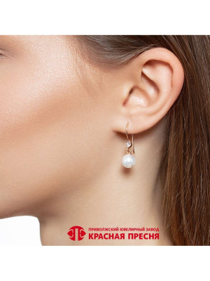 Серьги серебро 925 пробы, покрытие - золочение, вставка - имитация жемчуга, стекло ювелирное preciosa